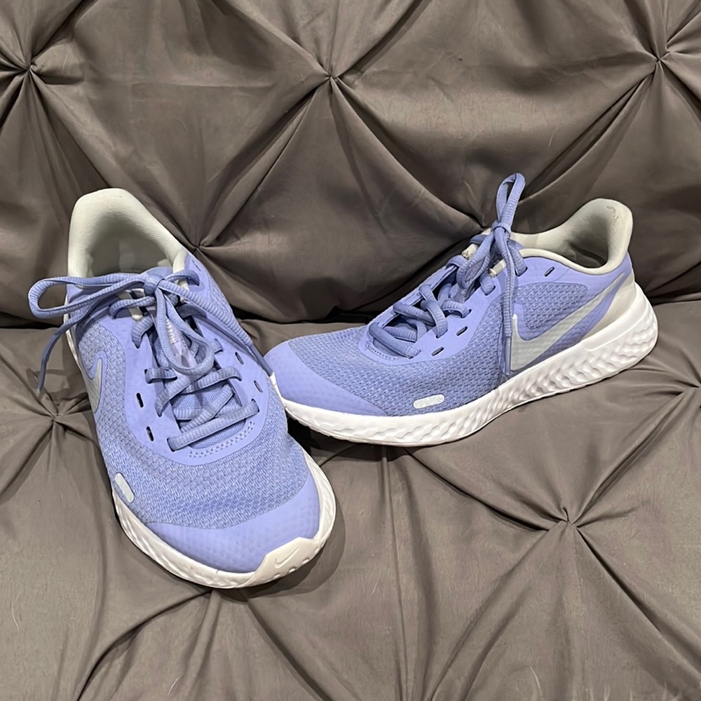 Girls Nike Tennis Shoes - Size 4Y